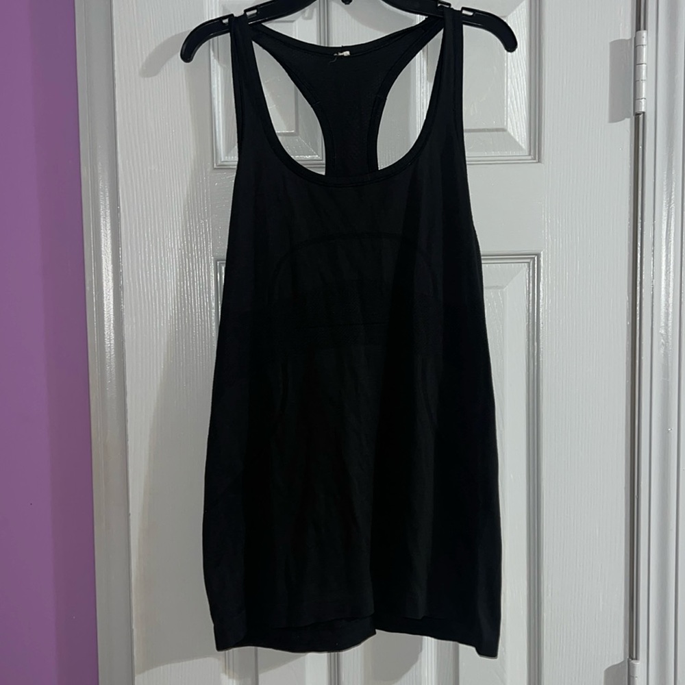 Lululemon tank top